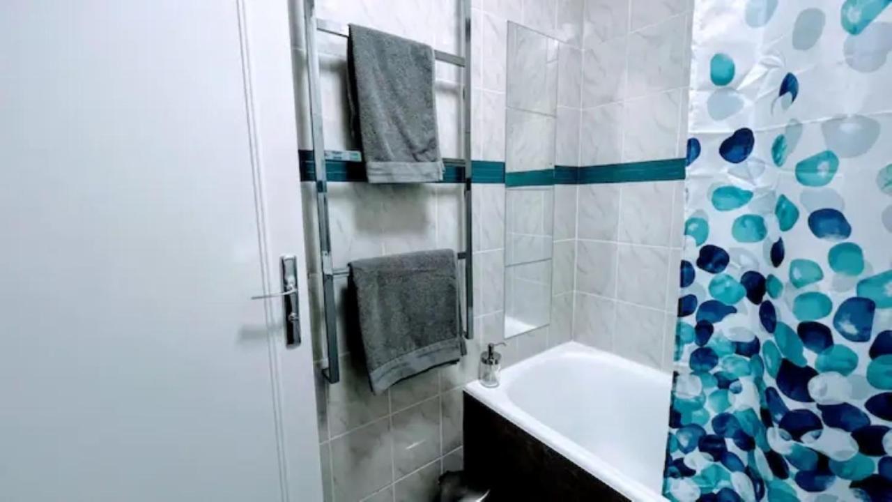Appartement Chic Proche De Paris, Parking Inclus Сен-Мор-де-Фоссе Екстер'єр фото